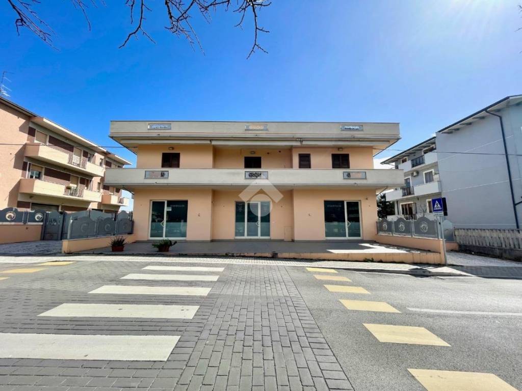 casa indipendente in affitto a Spoltore in zona Villa Raspa