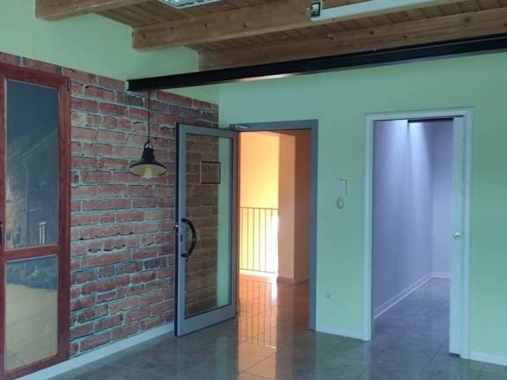 ufficio in affitto a Spoltore in zona Villa Raspa