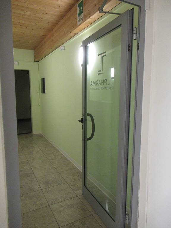 ufficio in affitto a Spoltore in zona Villa Raspa