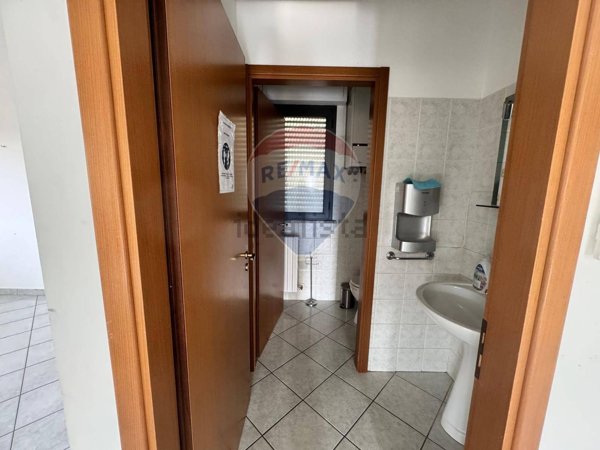 ufficio in affitto a Spoltore in zona Santa Teresa