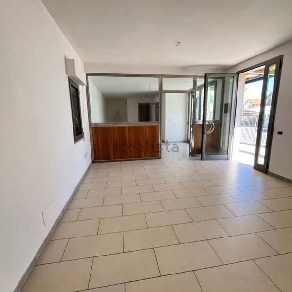 ufficio in affitto a Spoltore