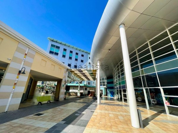 ufficio in affitto a Spoltore in zona Villa Raspa