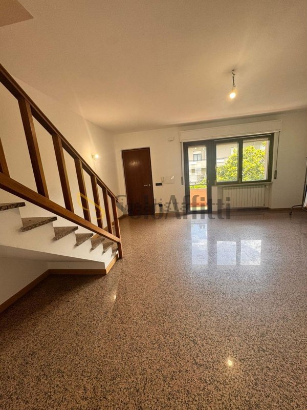casa indipendente in affitto a Spoltore in zona Villa Raspa