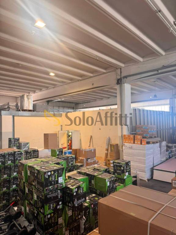 locale commerciale in affitto a Spoltore in zona Santa Teresa