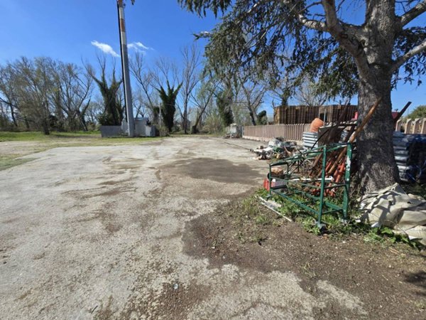 terreno in affitto a Spoltore