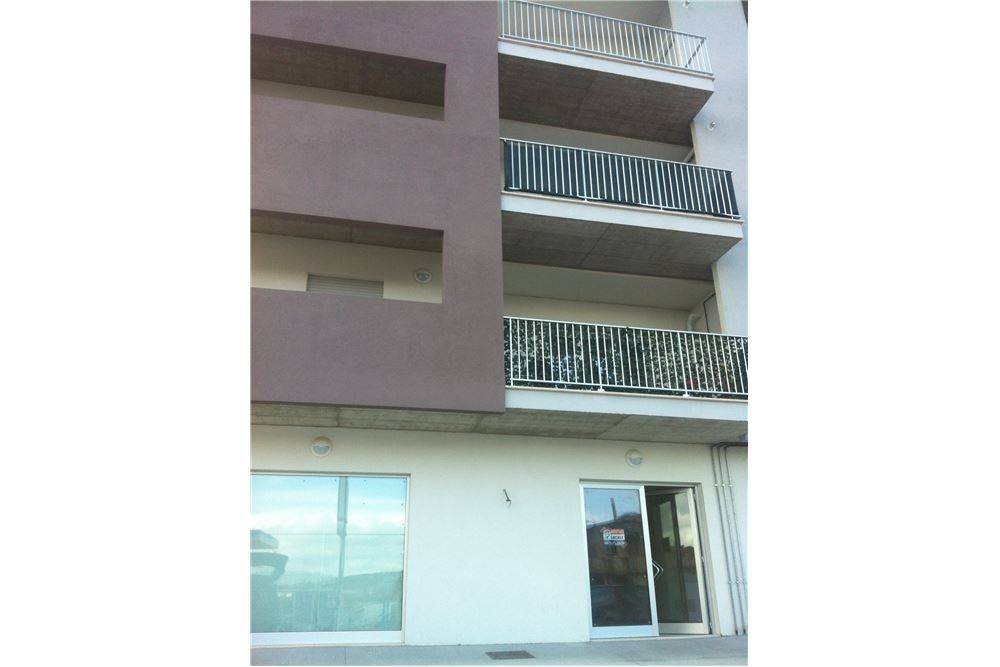 negozio in affitto ad Altino