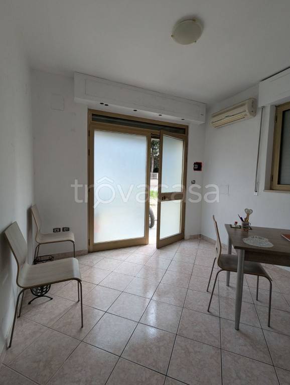 locale di sgombero in affitto a Chieti in zona Chieti Scalo