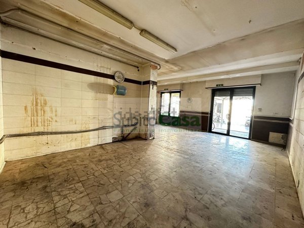 locale commerciale in affitto a Chieti in zona Chieti Scalo