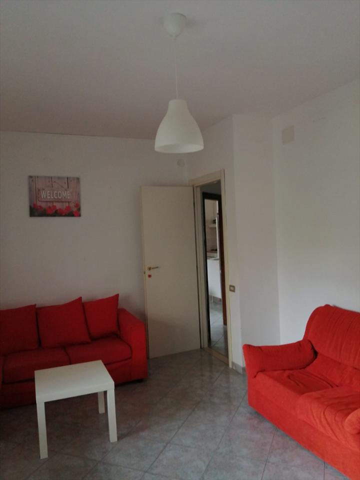 negozio in affitto a Chieti in zona Chieti Scalo