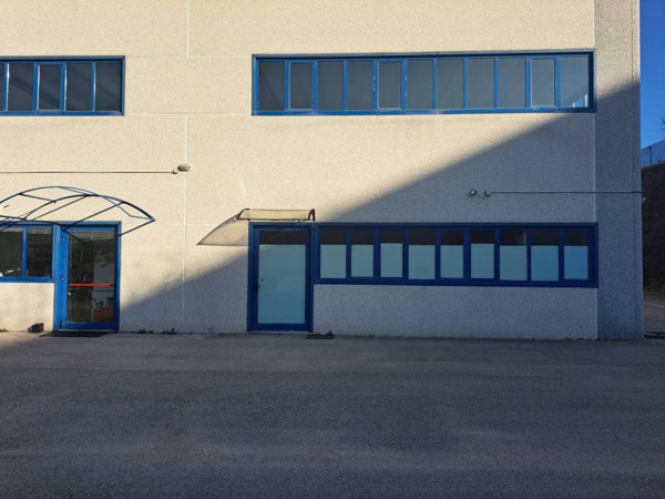 locale commerciale in affitto a Chieti
