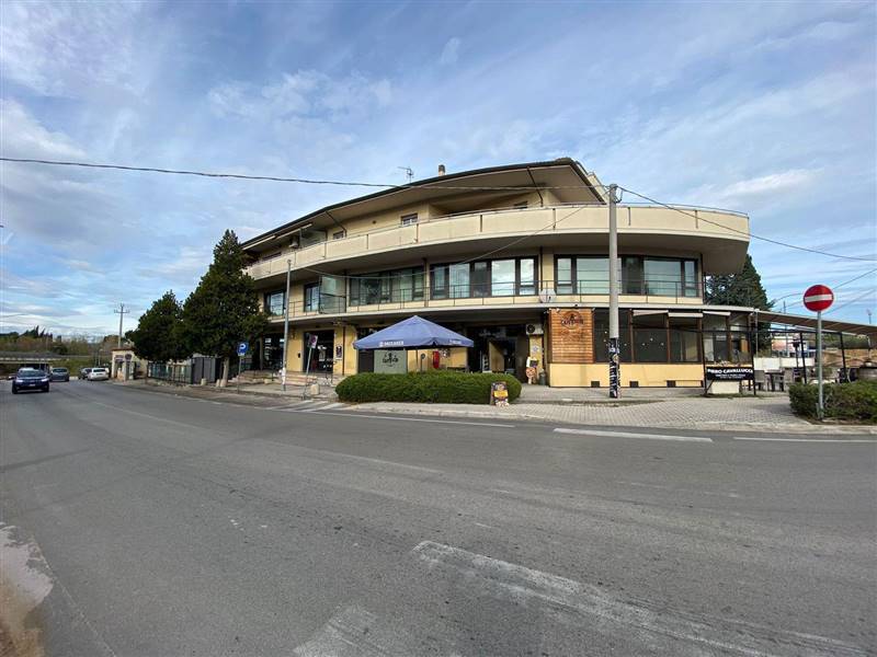 locale commerciale in affitto a Chieti