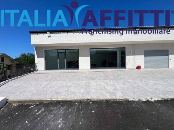 negozio in affitto a Chieti in zona Chieti Scalo