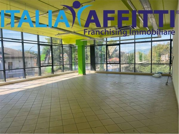 negozio in affitto a Chieti in zona Chieti Scalo