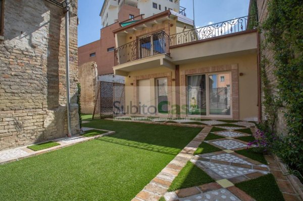 casa indipendente in affitto a Chieti in zona Chieti Scalo