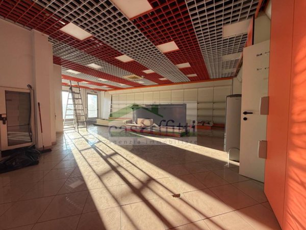 locale commerciale in affitto a Chieti