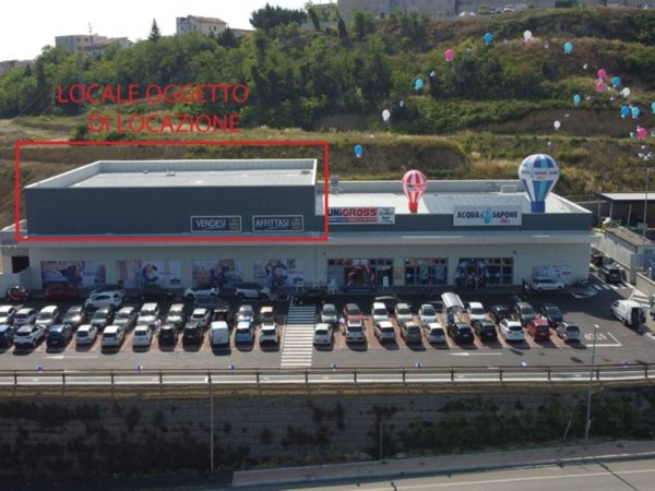 negozio in affitto a Chieti