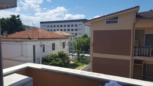 casa indipendente in affitto a Chieti