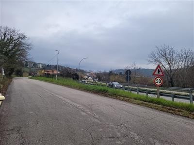 locale commerciale in affitto a Chieti in zona Madonna del Freddo
