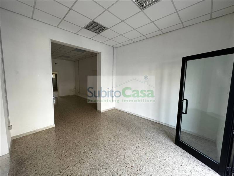 locale commerciale in affitto a Chieti in zona Chieti Scalo