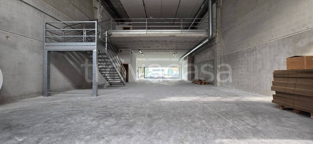 locale commerciale in affitto a Chieti in zona Chieti Scalo