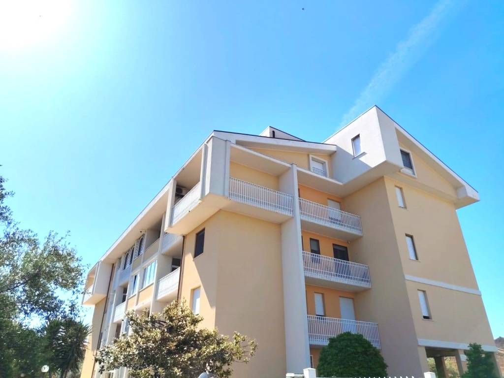 appartamento in affitto a Fossacesia