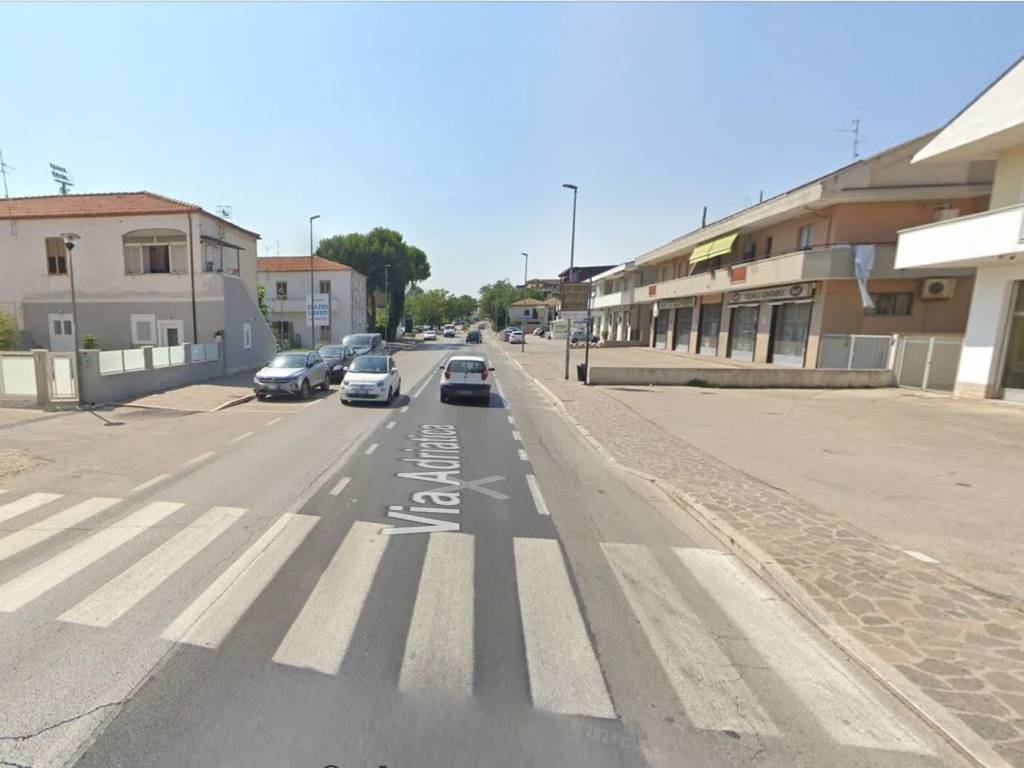 negozio in affitto a Francavilla al Mare