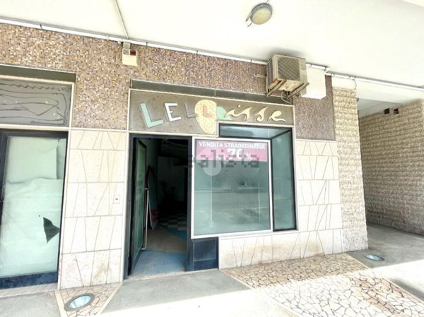 negozio in affitto a Francavilla al Mare
