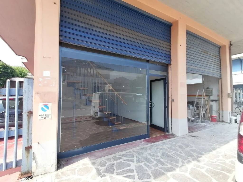 negozio in affitto a Francavilla al Mare