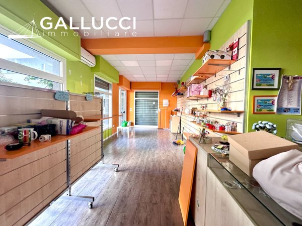 locale commerciale in affitto a Francavilla al Mare