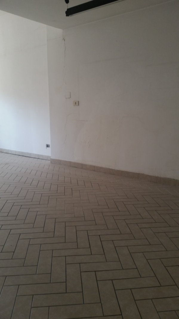 locale commerciale in affitto a Francavilla al Mare