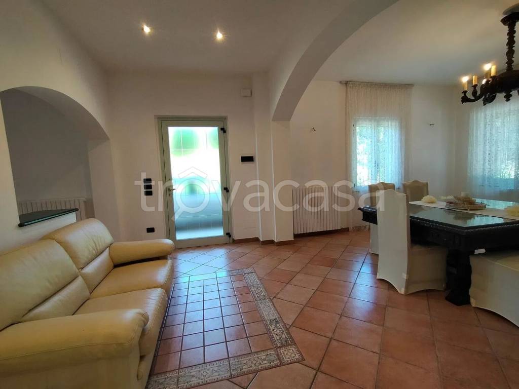appartamento in affitto a Francavilla al Mare in zona Valle Anzuca