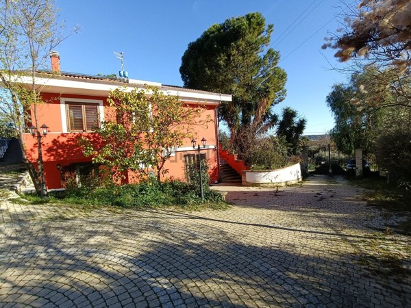 casa indipendente in affitto a Francavilla al Mare in zona Fontechiaro