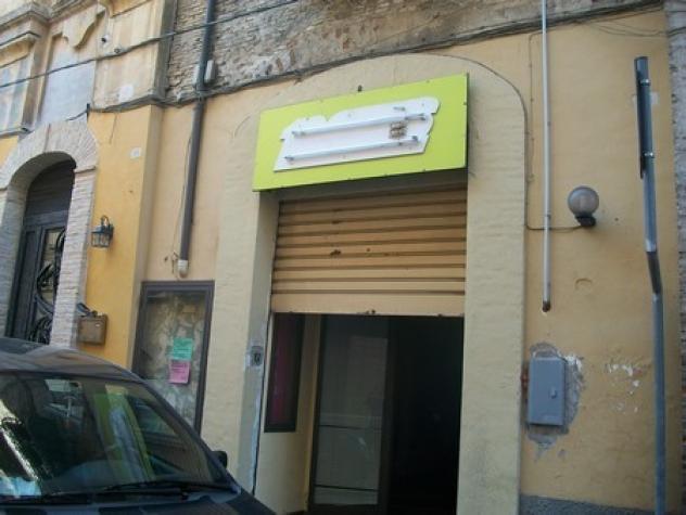 negozio in affitto a Lanciano