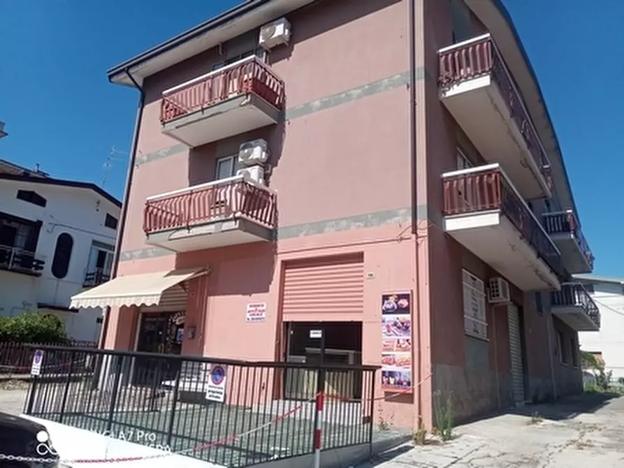 locale commerciale in affitto a Lanciano