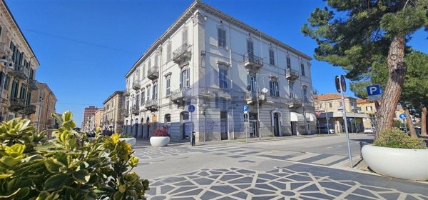 locale commerciale in affitto a Lanciano