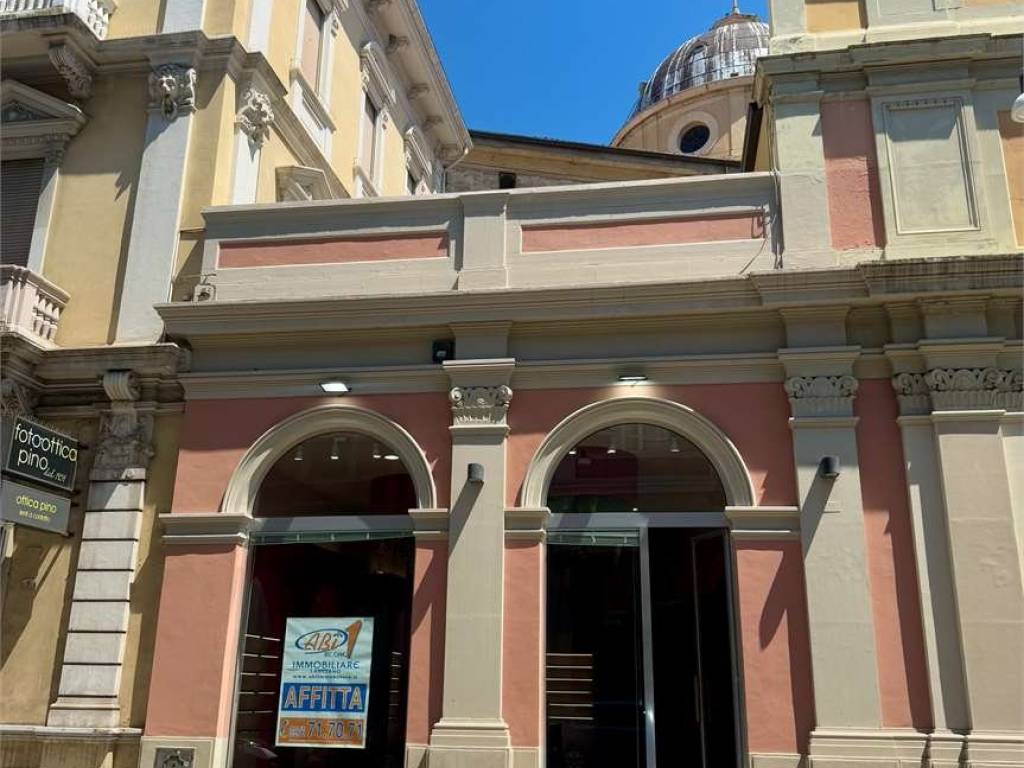 negozio in affitto a Lanciano
