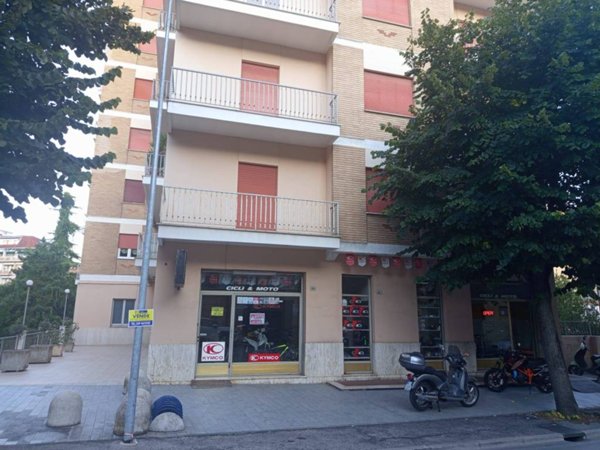negozio in affitto a Lanciano