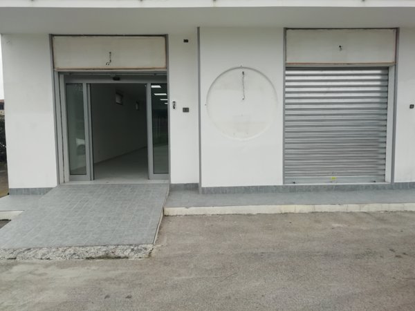 locale commerciale in affitto a Lanciano in zona Villa Martelli