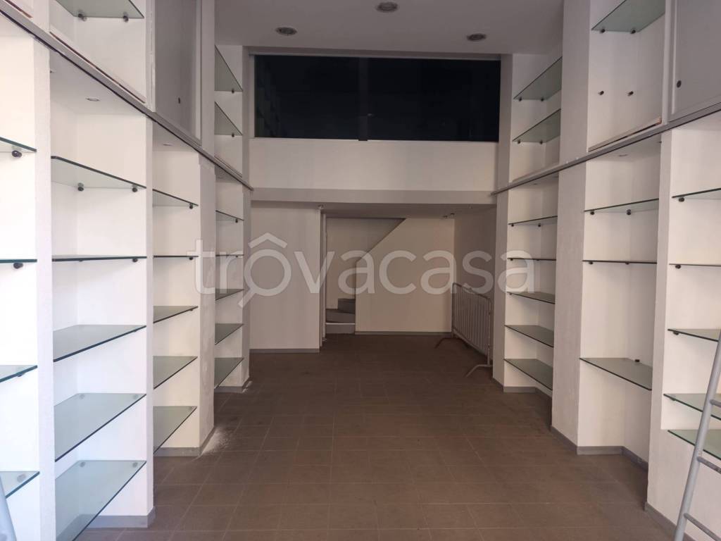 negozio in affitto a Lanciano