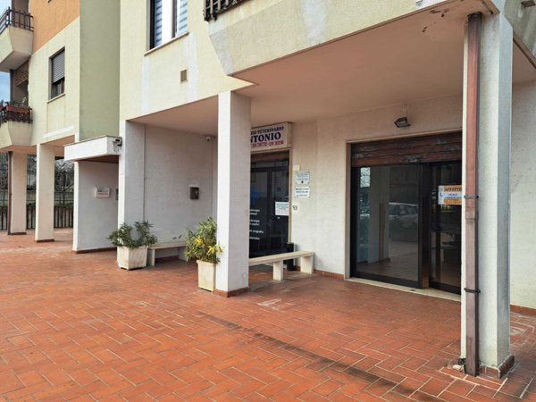 locale commerciale in affitto a Lanciano