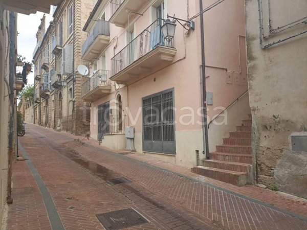 locale commerciale in affitto a Lanciano