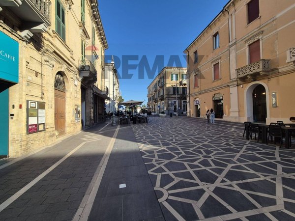 negozio in affitto a Lanciano
