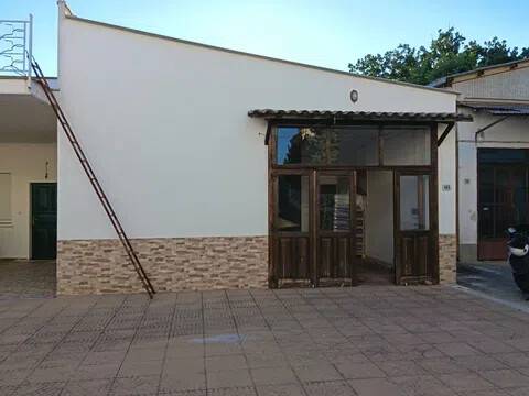 negozio in affitto a Lanciano in zona Marcianese