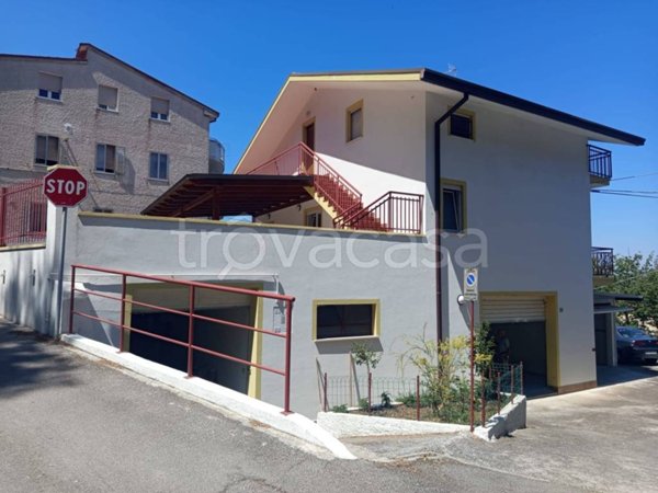 locale commerciale in affitto a Lanciano