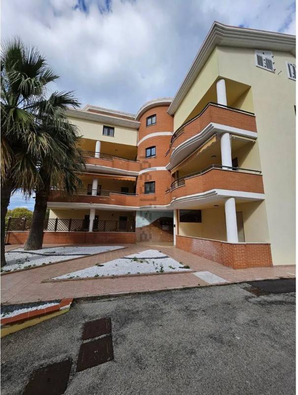 appartamento in affitto ad Ortona in zona Lazzaretto