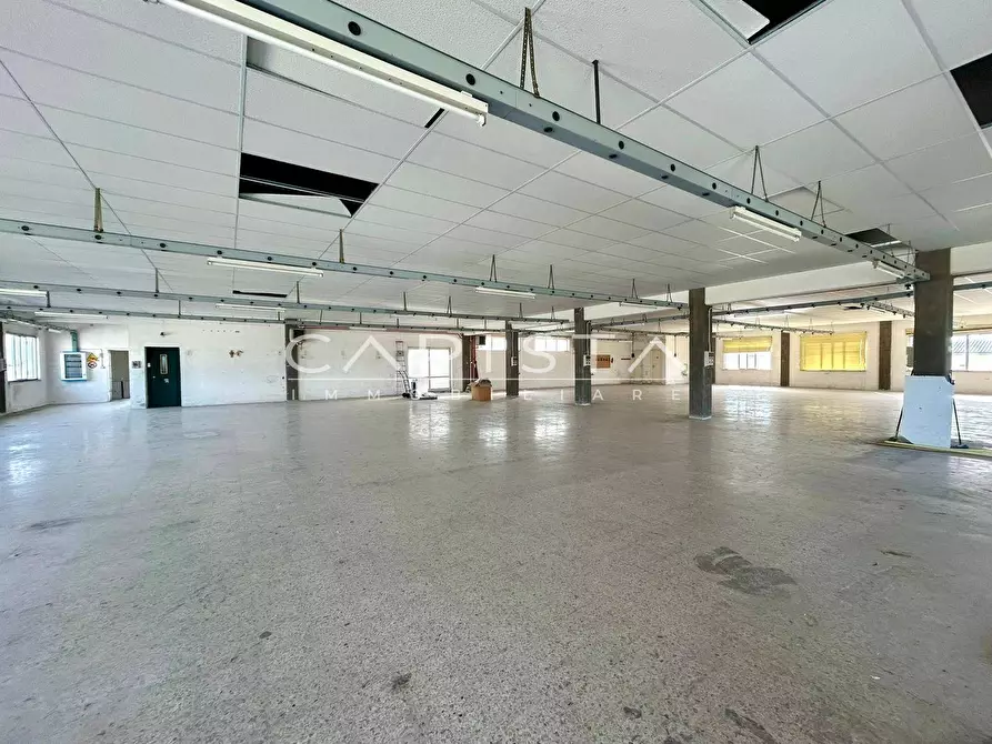 locale commerciale in affitto ad Ortona