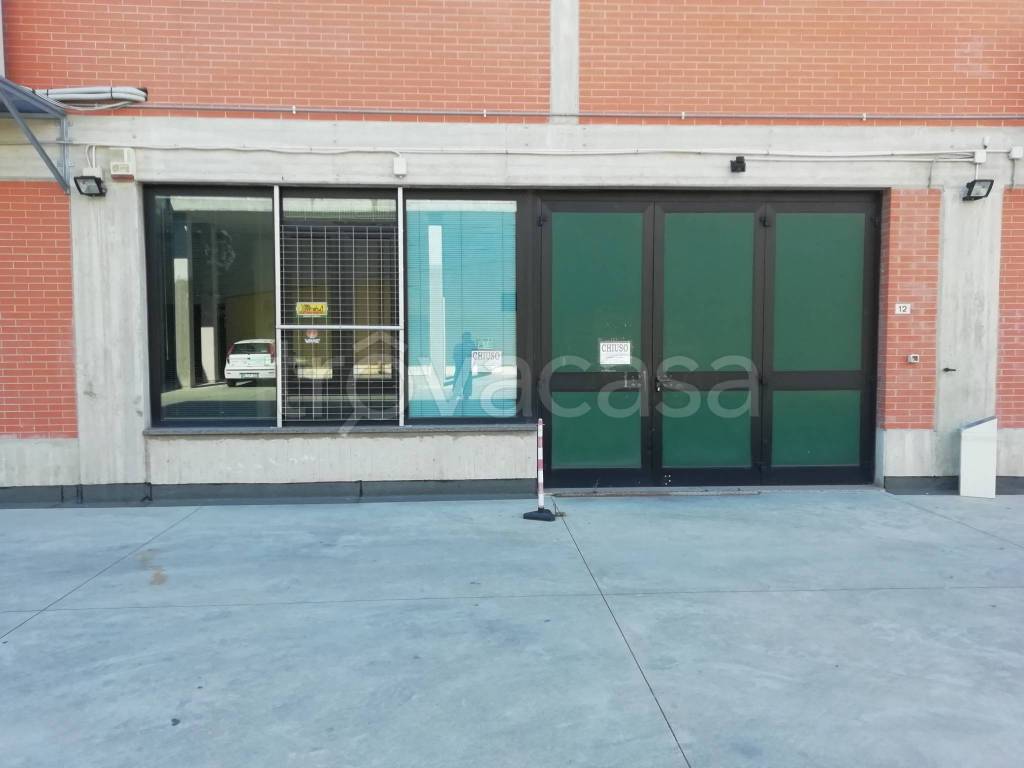 locale commerciale in affitto a San Giovanni Teatino in zona Sambuceto