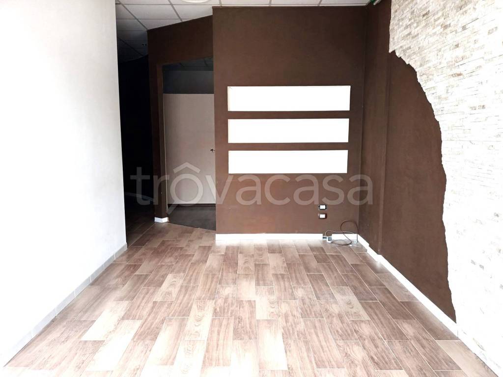 negozio in affitto a San Giovanni Teatino in zona Sambuceto