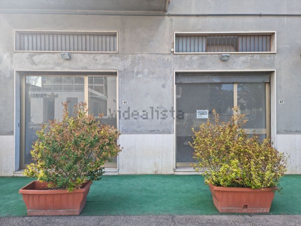 locale commerciale in affitto a San Giovanni Teatino