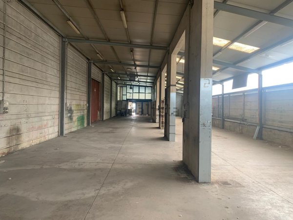 capannone in affitto a San Giovanni Teatino